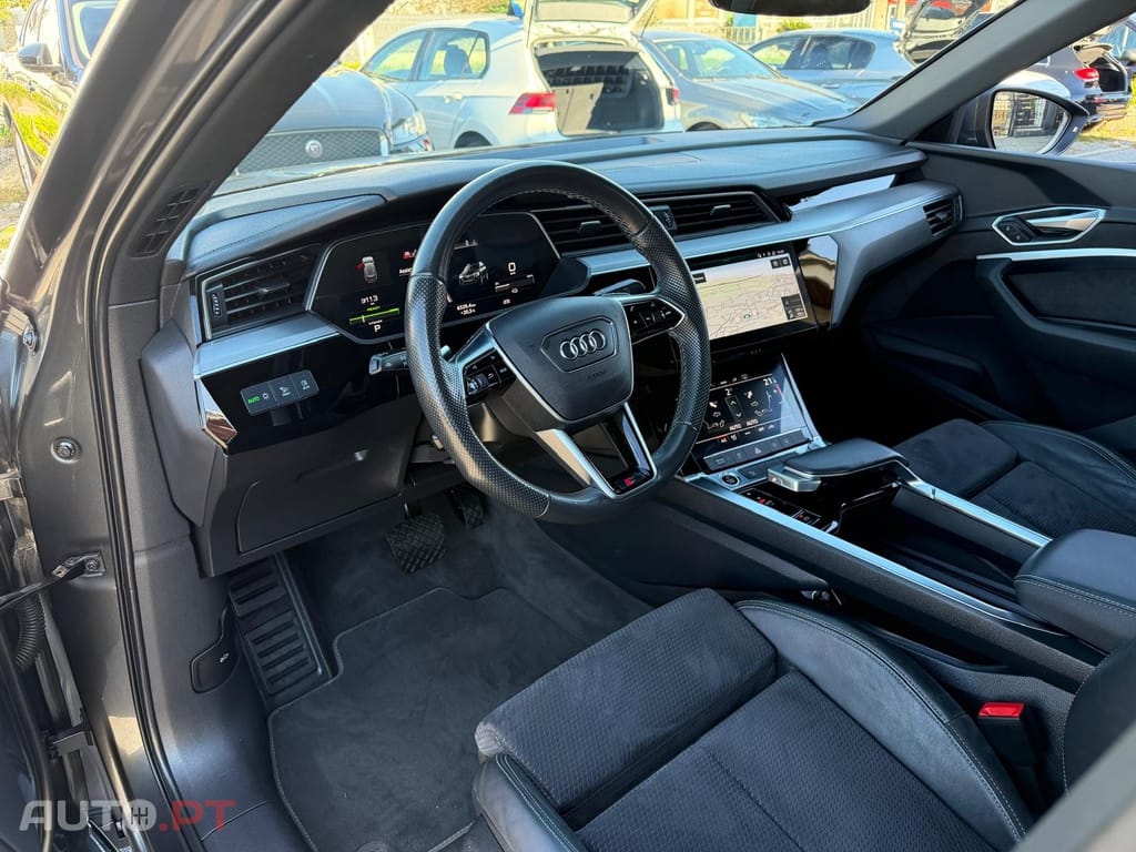 Audi E-Tron 55 quattro S line