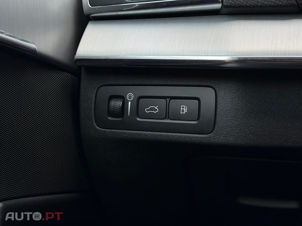 Volvo XC90 2.0 T8 PHEV Inscription Expression AWD