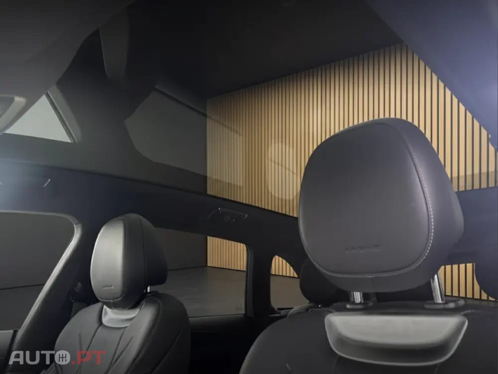 XPeng G9 98 kWh AWD Performance + Pack Premium