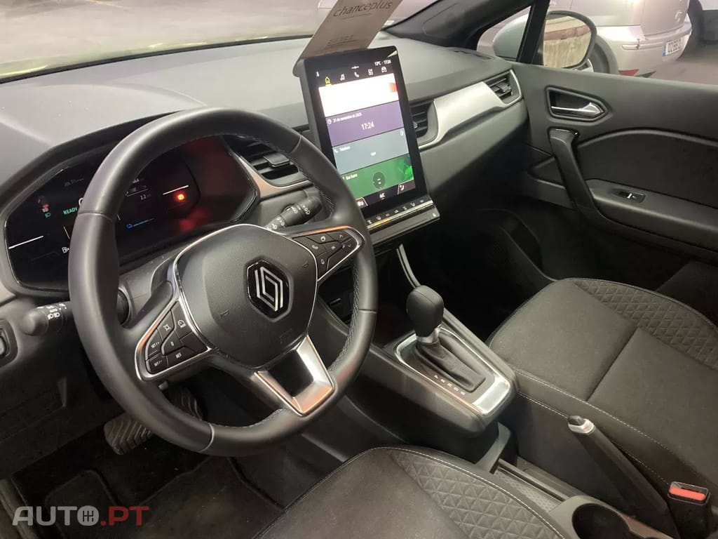 Renault Captur 1.6 E-Tech Full Hybrid Engineered