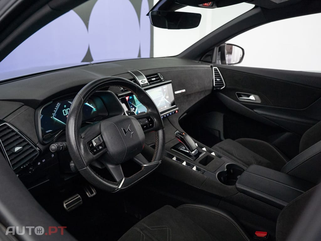 DS DS7 Crossback E-Tense Performance Line EAT8