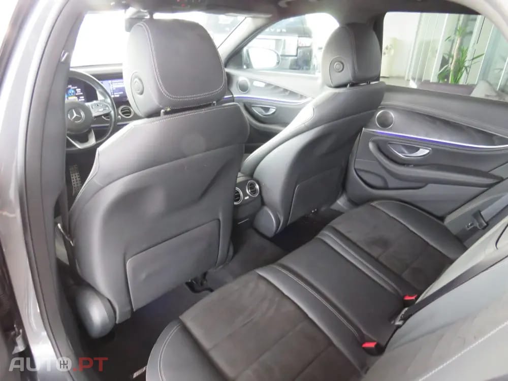 Mercedes-Benz E 300 de AMG Line