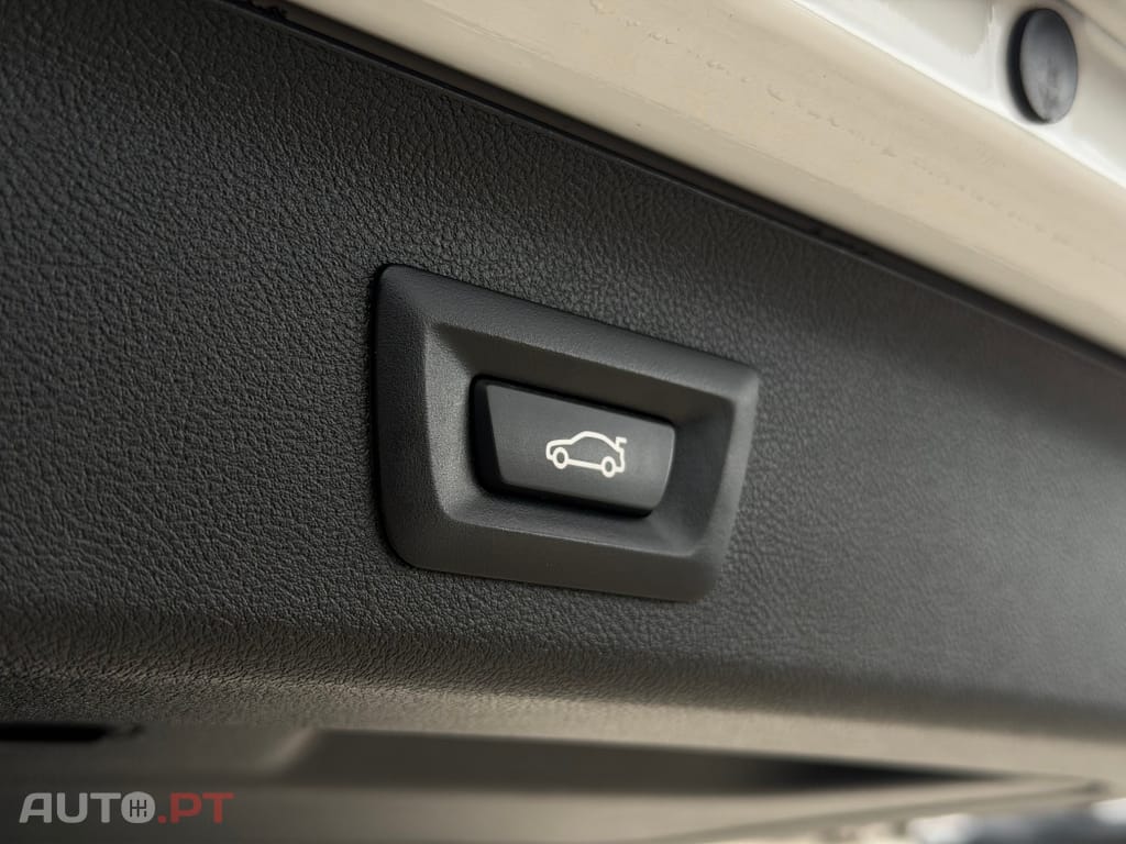 BMW 520 d Pack Desportivo M Auto