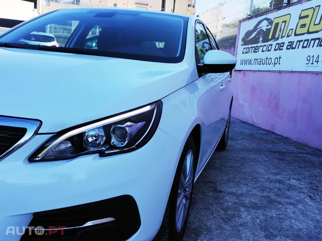 Peugeot 308 1.5 BlueHDi Business Line