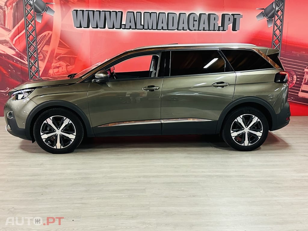 Peugeot 5008 1.2 PureTech Allure Pack EAT8