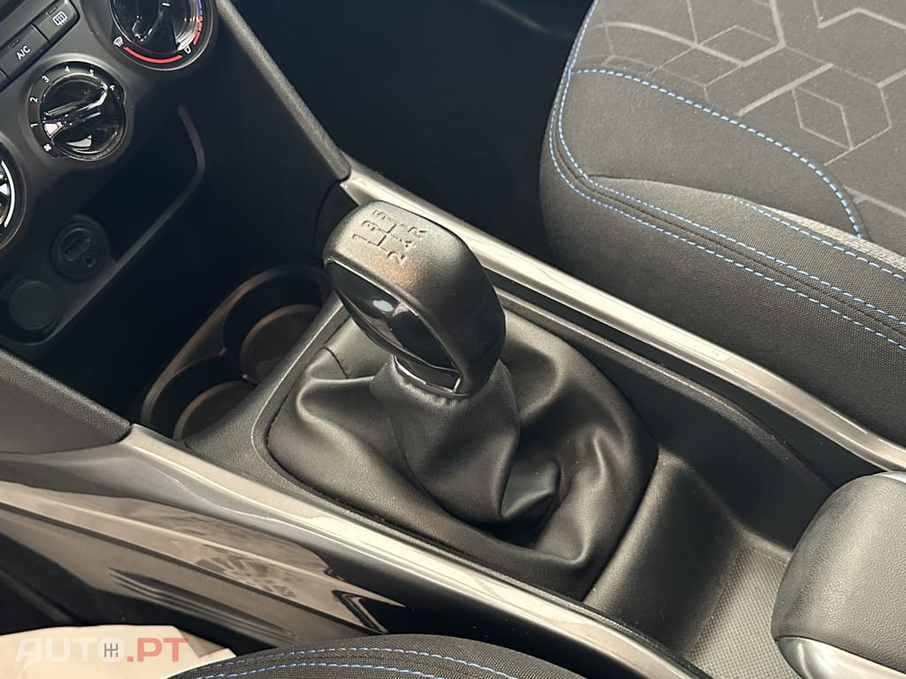 Peugeot 2008 1.2 PureTech Style