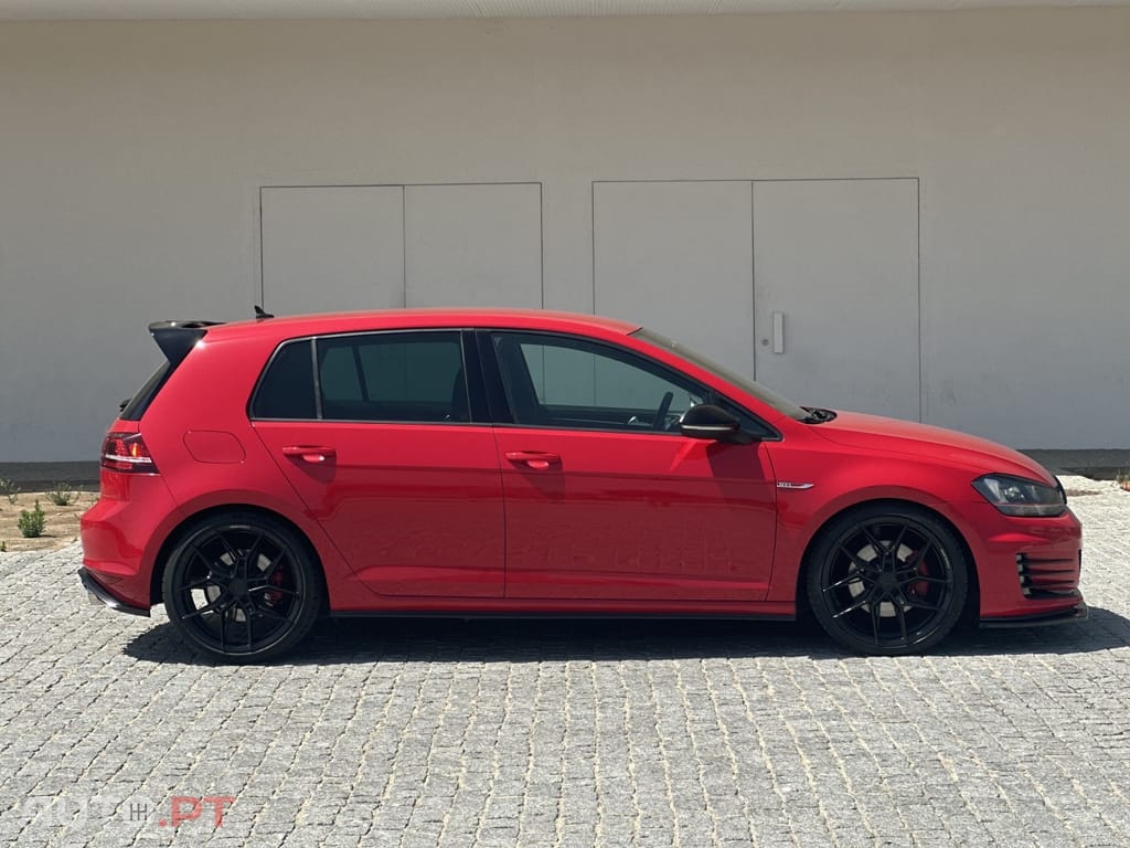 Volkswagen Golf 2.0 TSI GTI DSG
