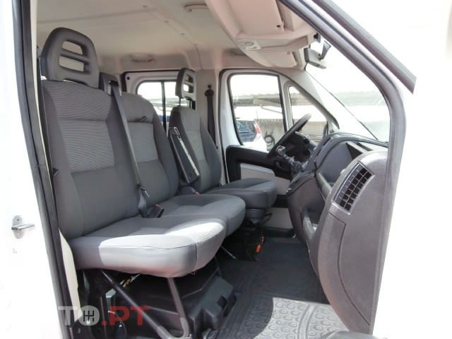Peugeot Boxer HDi 333 L2H2 Confort