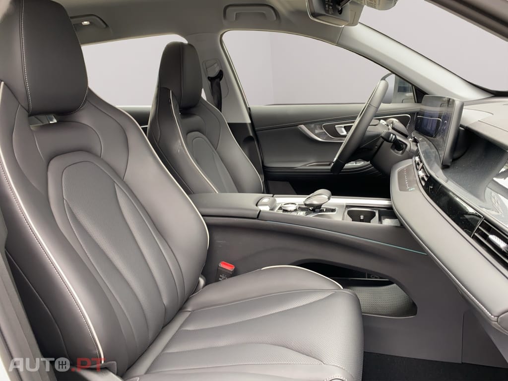 Ebro s700 1.6 TGDI Luxury