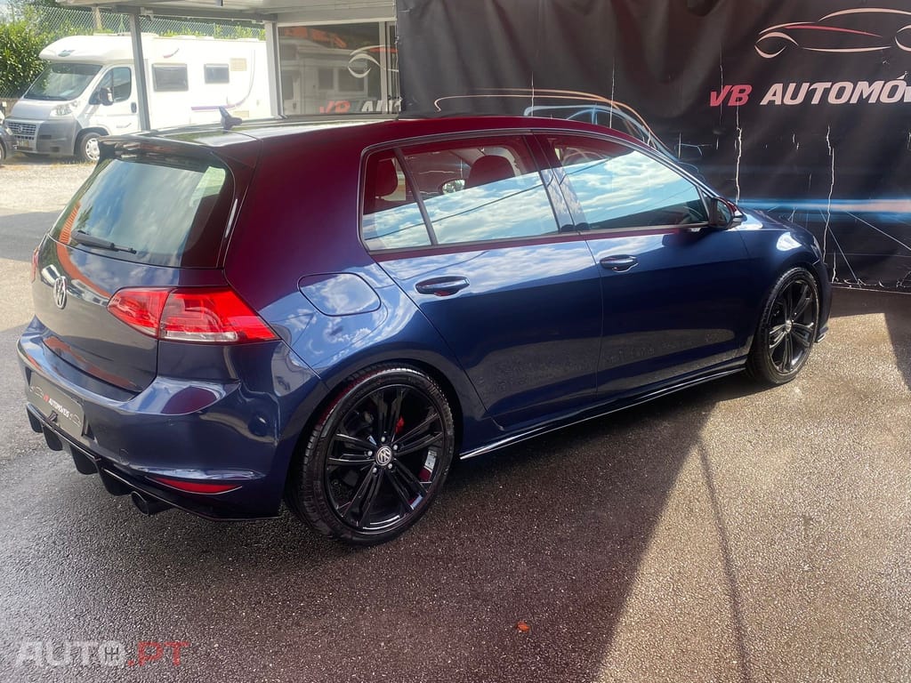 Volkswagen Golf 1.6 TDi BlueMotion Confortline