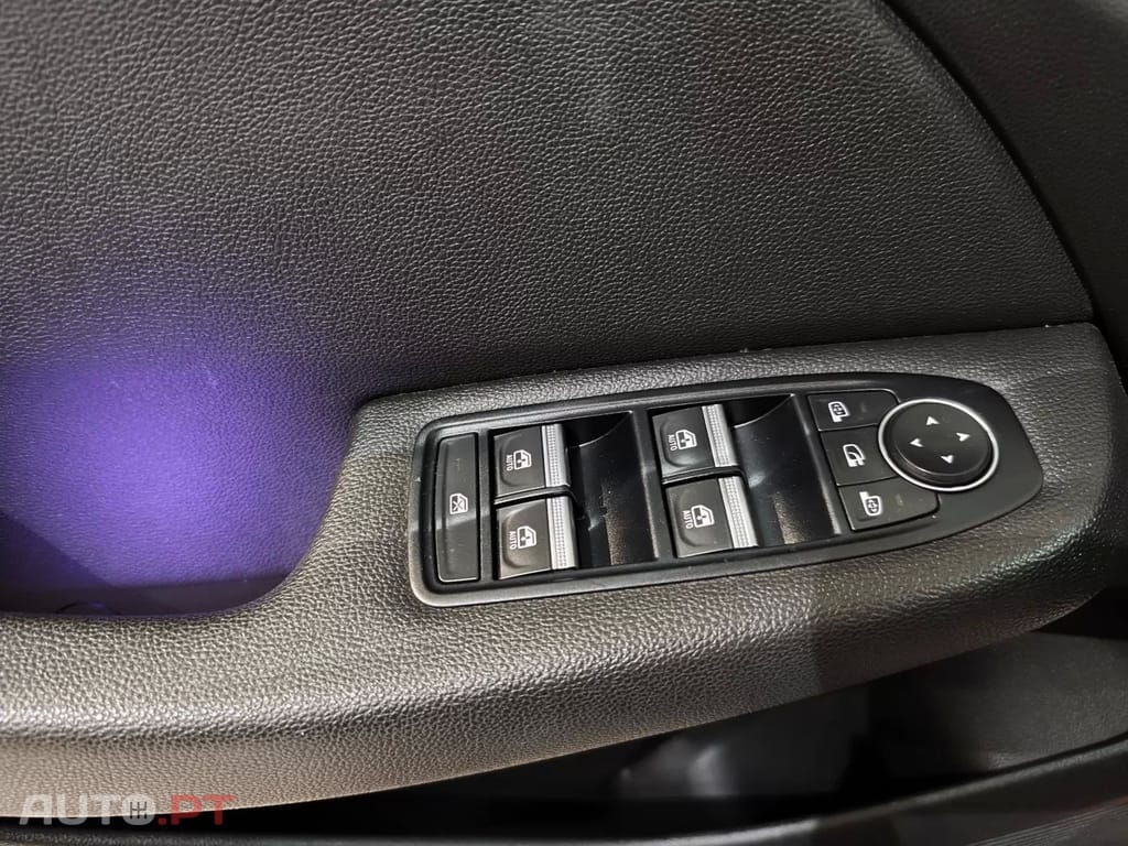 Renault Clio TCe 100 EDITION ONE