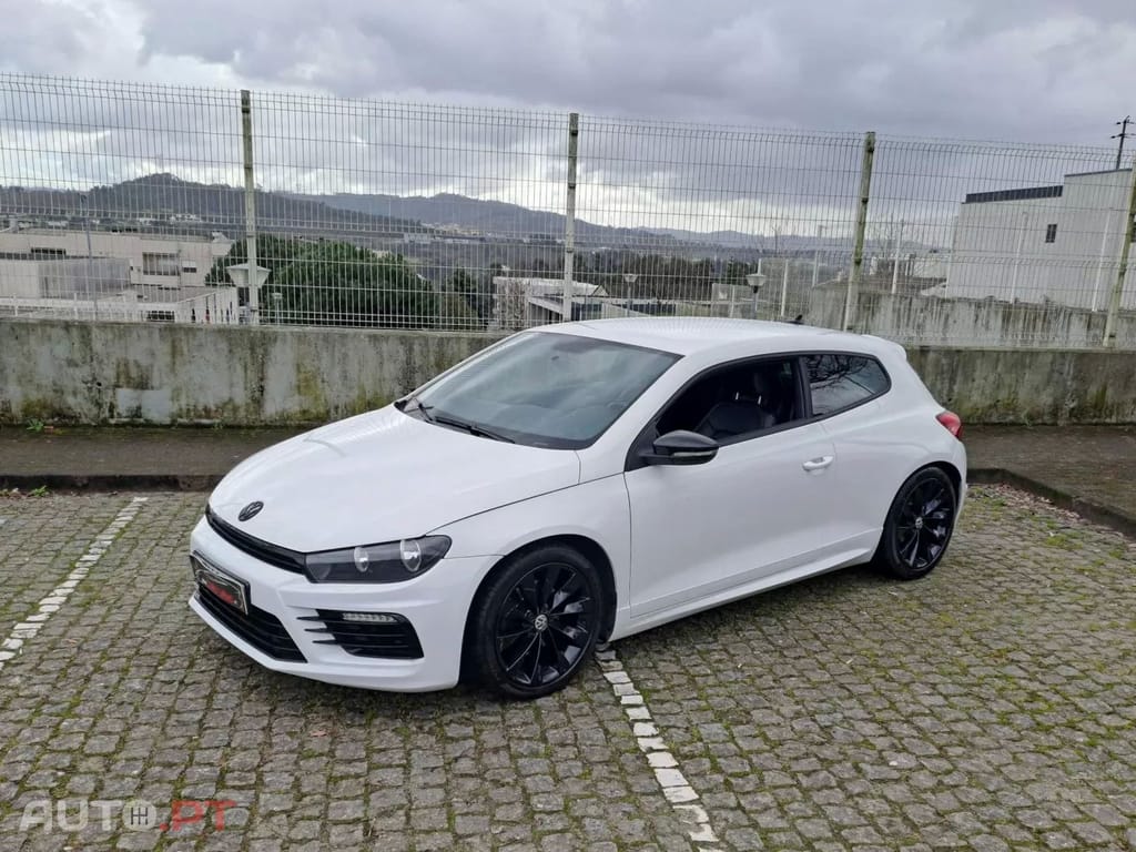 Volkswagen Scirocco 2.0 TFSi Sport DSG