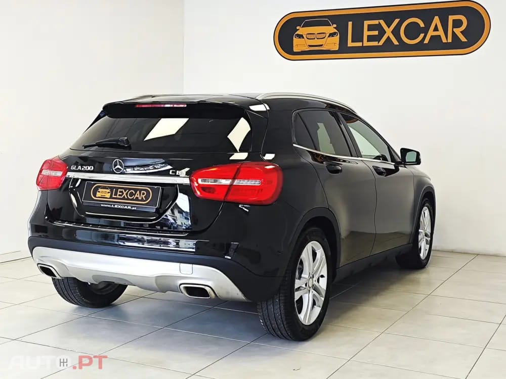 Mercedes-Benz GLA 200 d 4Matic 7G-DCT Urban