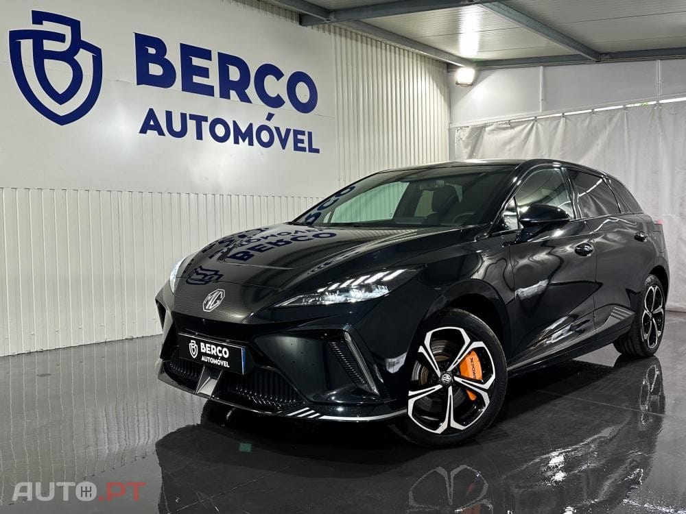 MG MG4 64 kWh XPower Luxury