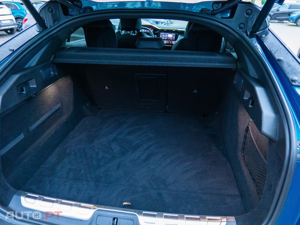 Peugeot 408 1.2 PureTech GT EAT8