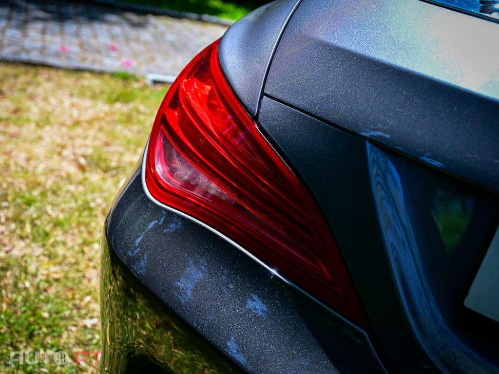 Mercedes-Benz CLA 180 Shooting Brake d BlueEFFICIENCY Edition