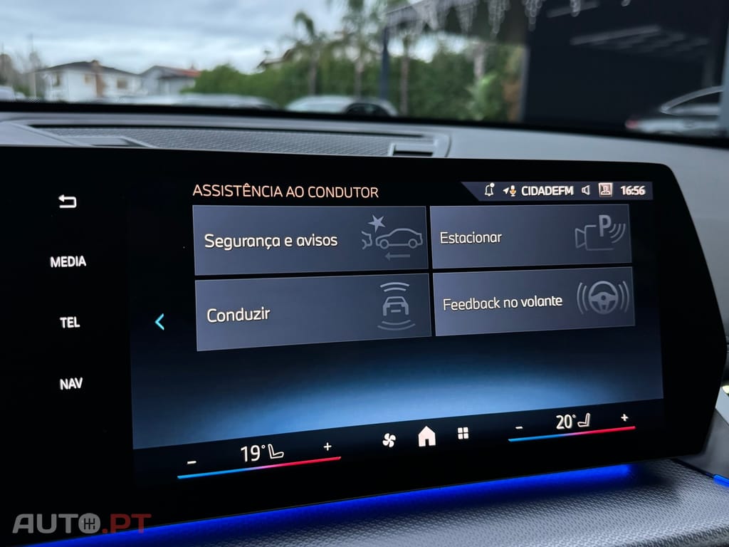 BMW X1 sDrive18d Pack Desportivo M