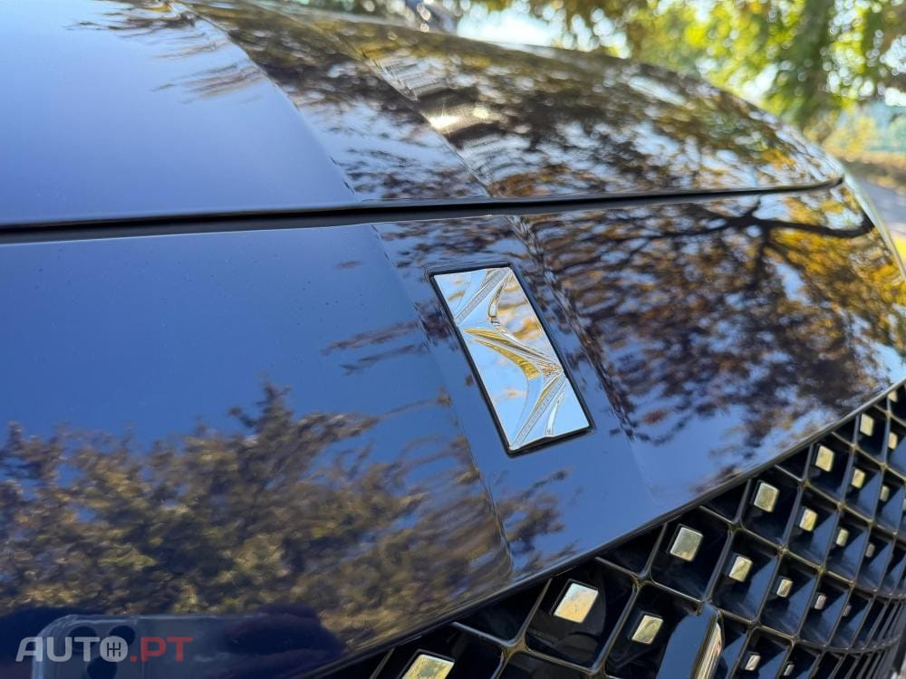 DS DS7 Crossback E-Tense Performance Line EAT8