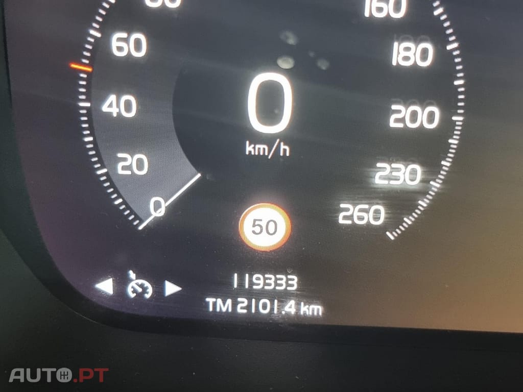 Volvo XC40 2.0 D3 Momentum Plus Geartronic