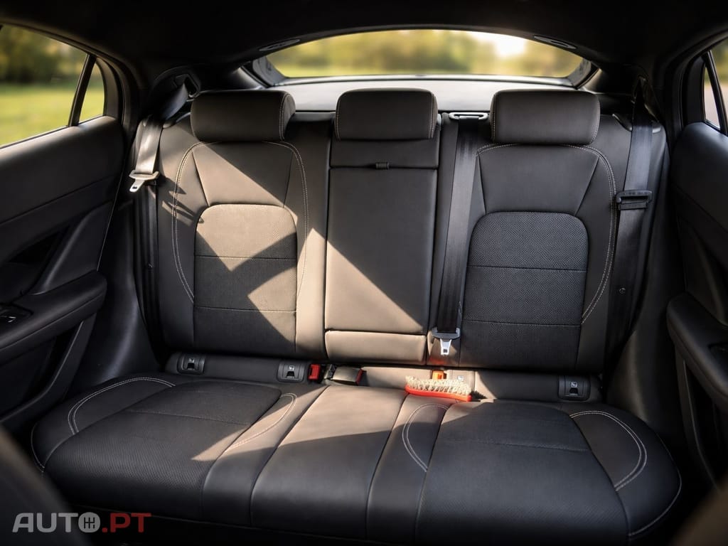 Jaguar I-Pace EV320 S