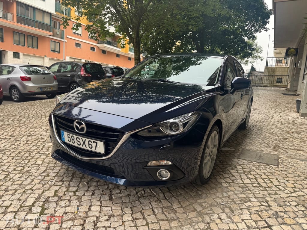 Mazda 3 1.5 Sky-D Excellence Navi