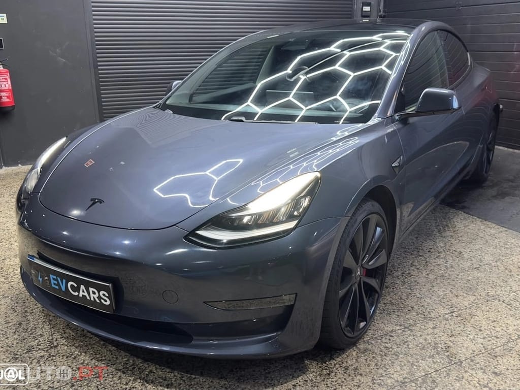 Tesla Model 3 Performance Dual Motor AWD