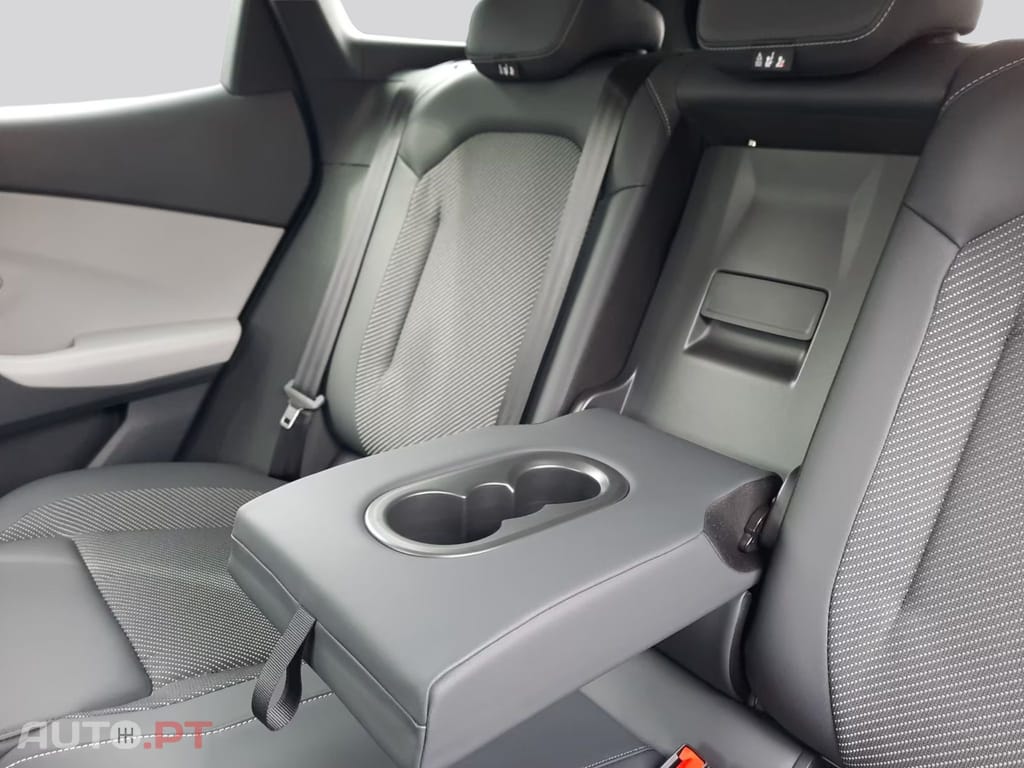 Ford Explorer RWD 77 KWH I.V.A DEDUTIVEL 