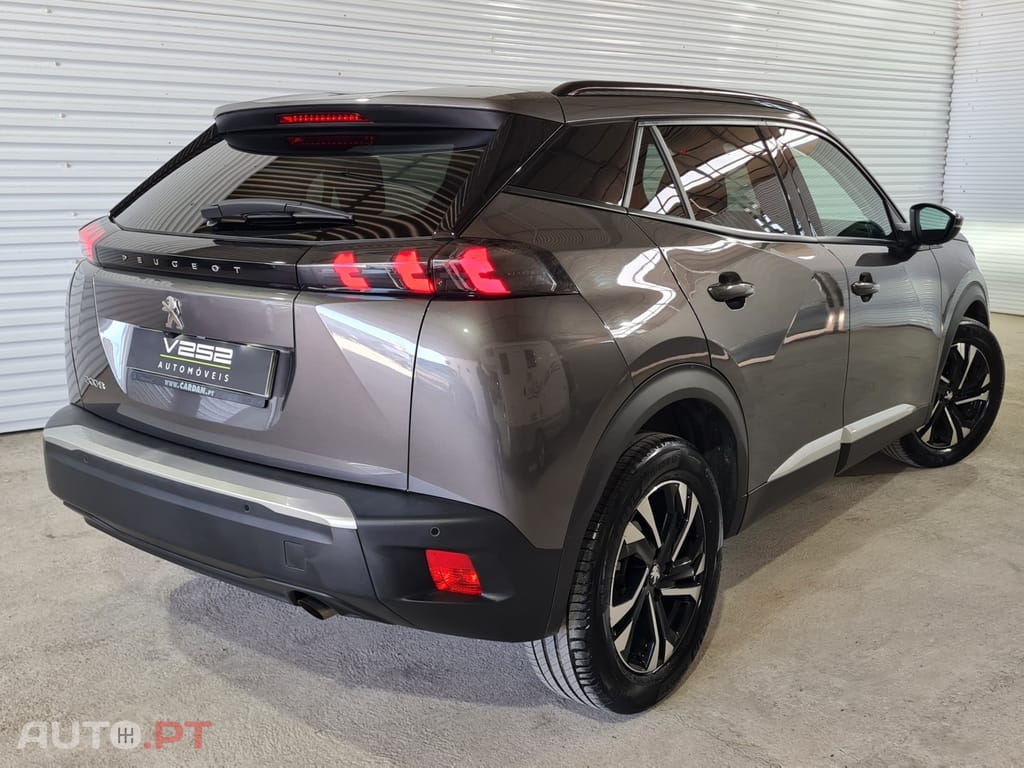 Peugeot E-2008 50 kWh Allure