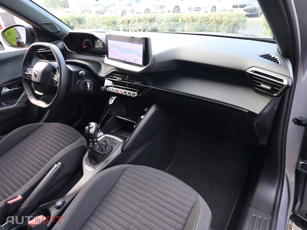 Peugeot 2008 1.2 PureTech Active