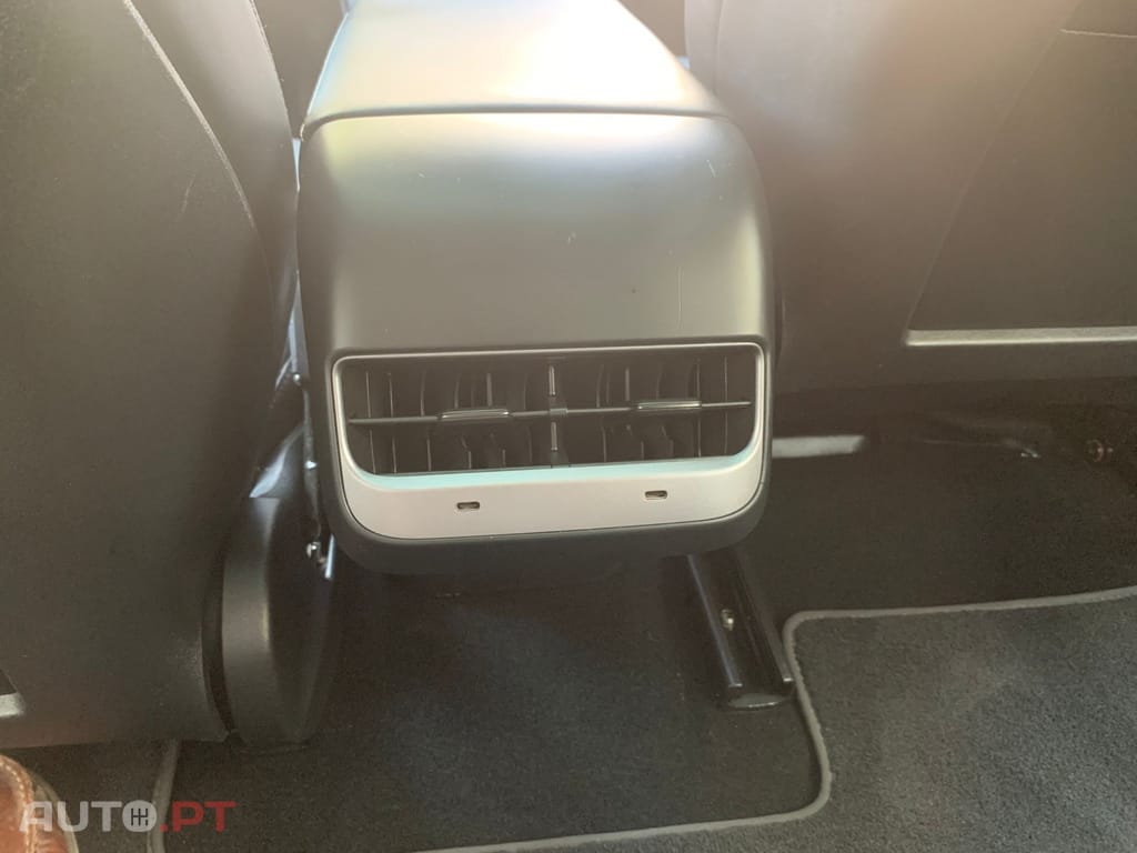 Tesla Model 3 Long Range Tração Integral