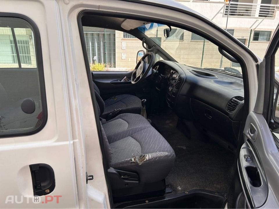 Hyundai H-1 Mista