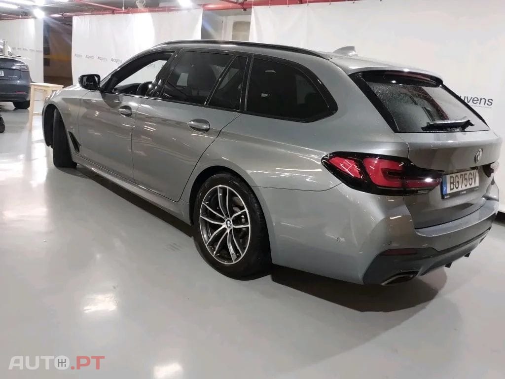 BMW 520 d Pack Desportivo M Auto
