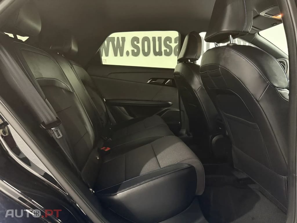 MG MG4 64 kWh Luxury