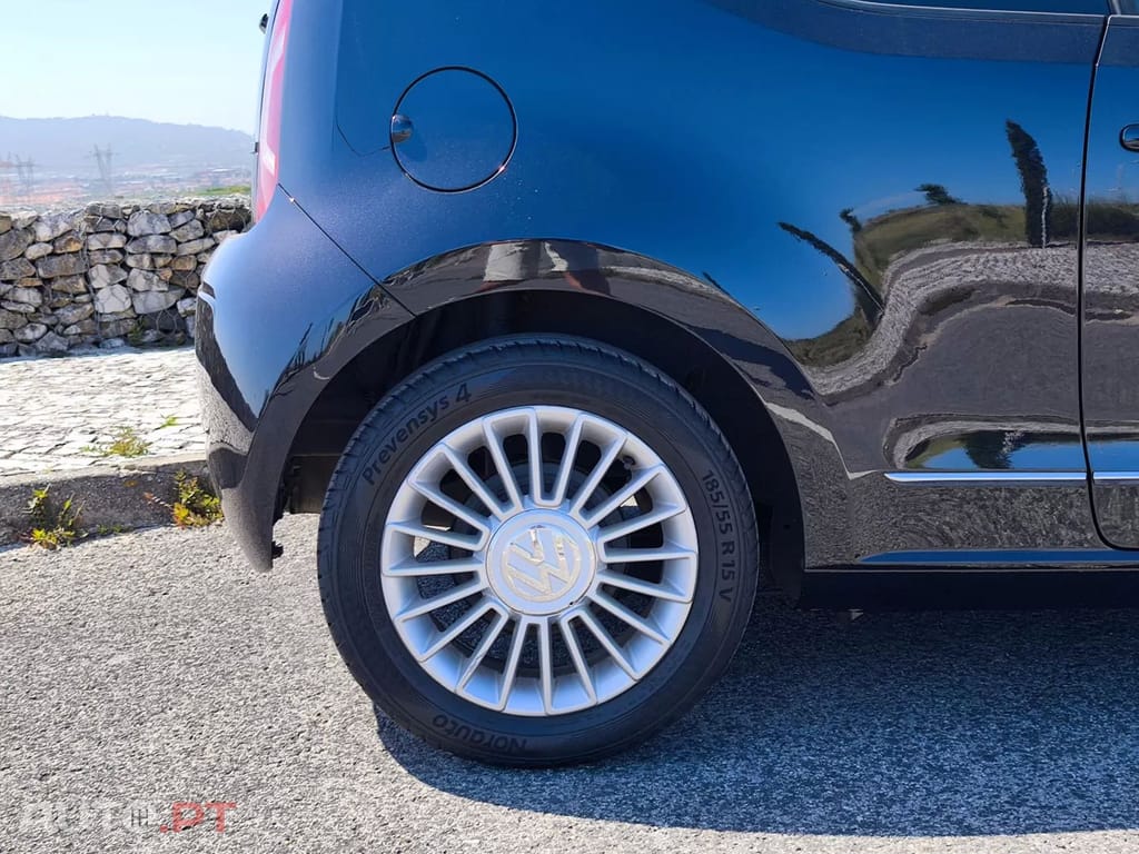 Volkswagen Up! 1.0 BlueMotion High