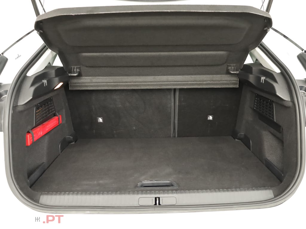 Citroen C4 C4 1.2 PureTech Plus EAT8