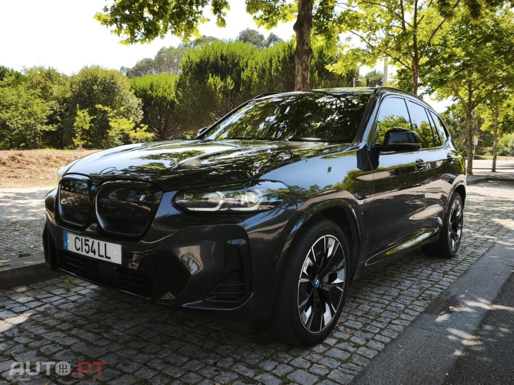 BMW iX3 M Sport Impressive