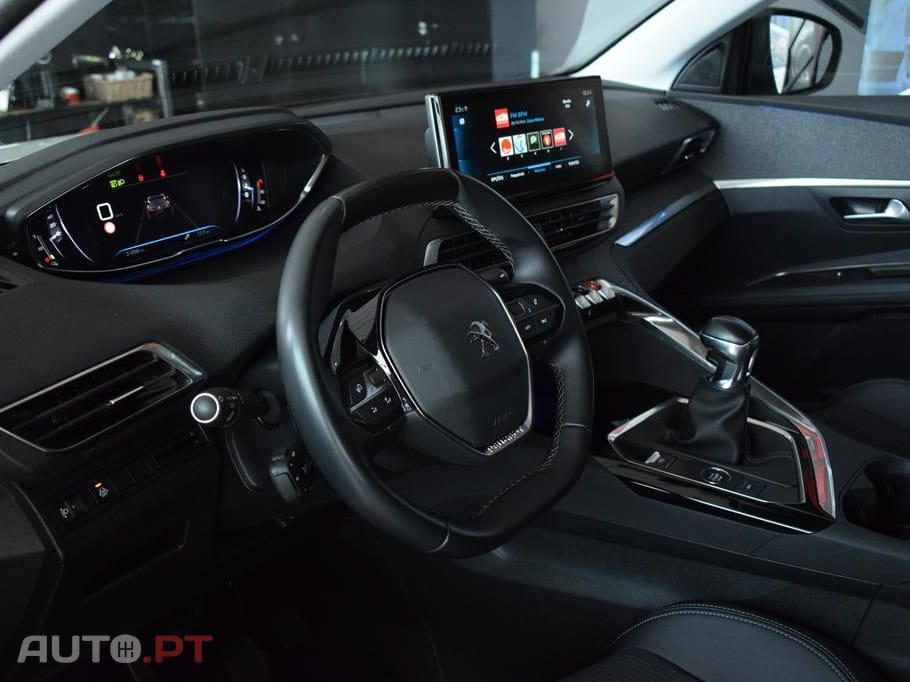 Peugeot 3008 1.5 BlueHDi ALLURE 130 CV