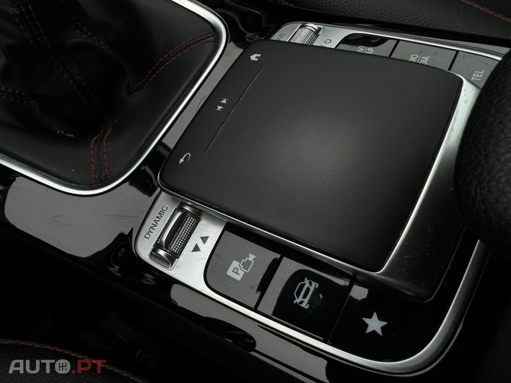 Mercedes-Benz CLA 180 d Shooting Brake AMG Line