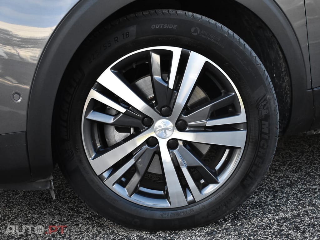 Peugeot 3008 1.6 Hybrid Allure Pack e-EAT8