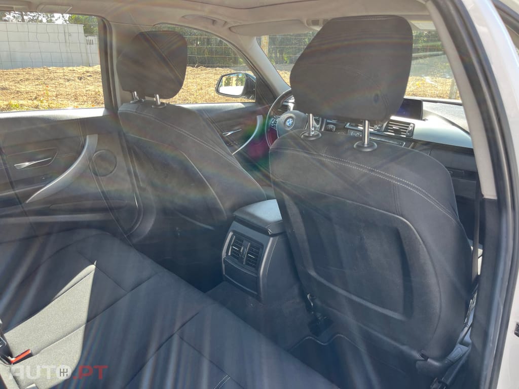 BMW 318 d Touring Sport Line