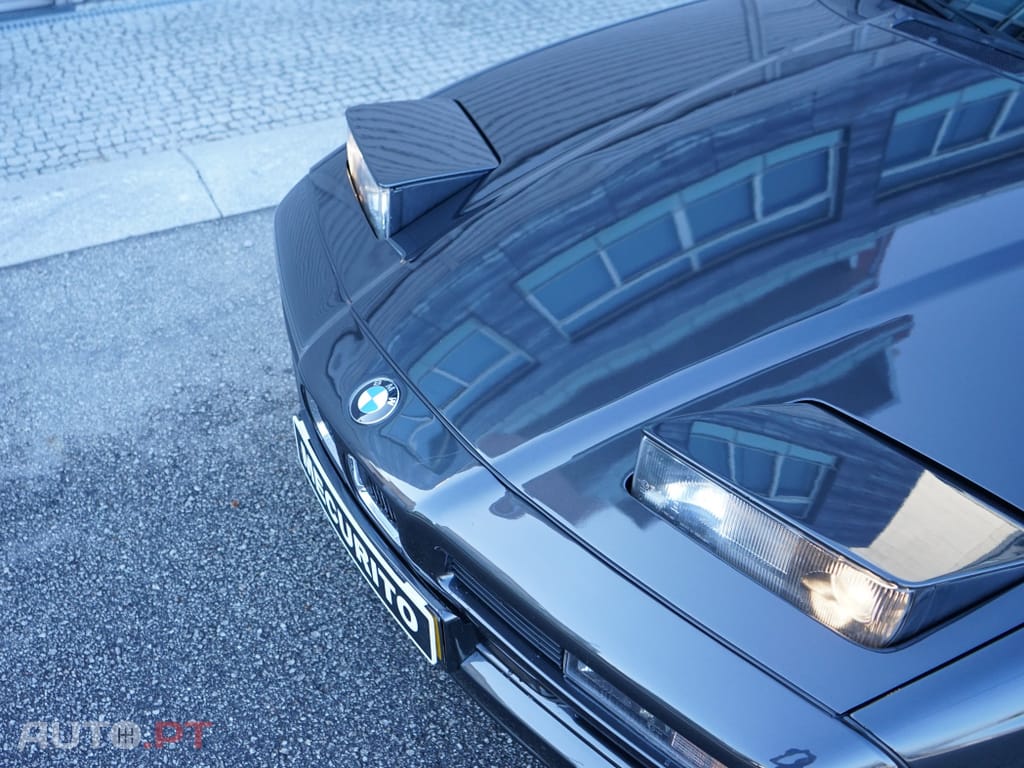 BMW 850 CSi