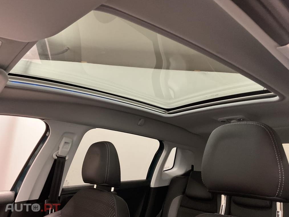 Peugeot 2008 1.2 PureTech Allure Pack EAT8