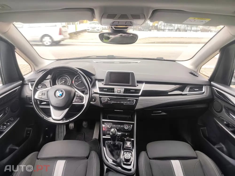 BMW 216 d