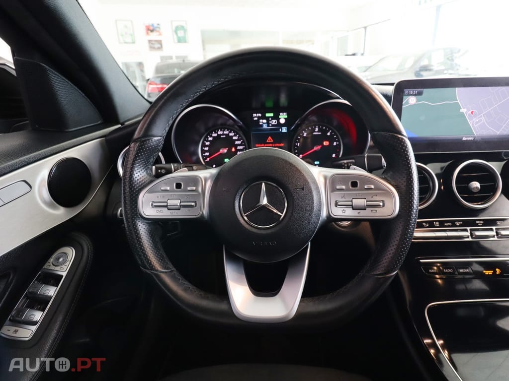 Mercedes-Benz C 300 de AMG Line