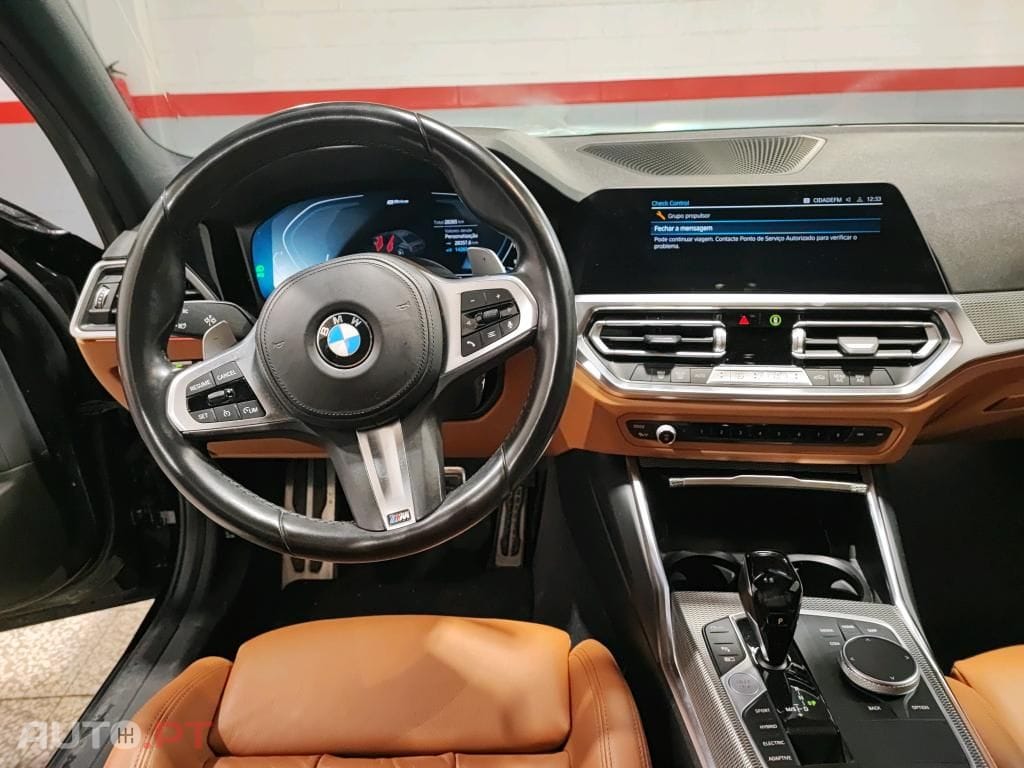 BMW 330 e Pack M Auto