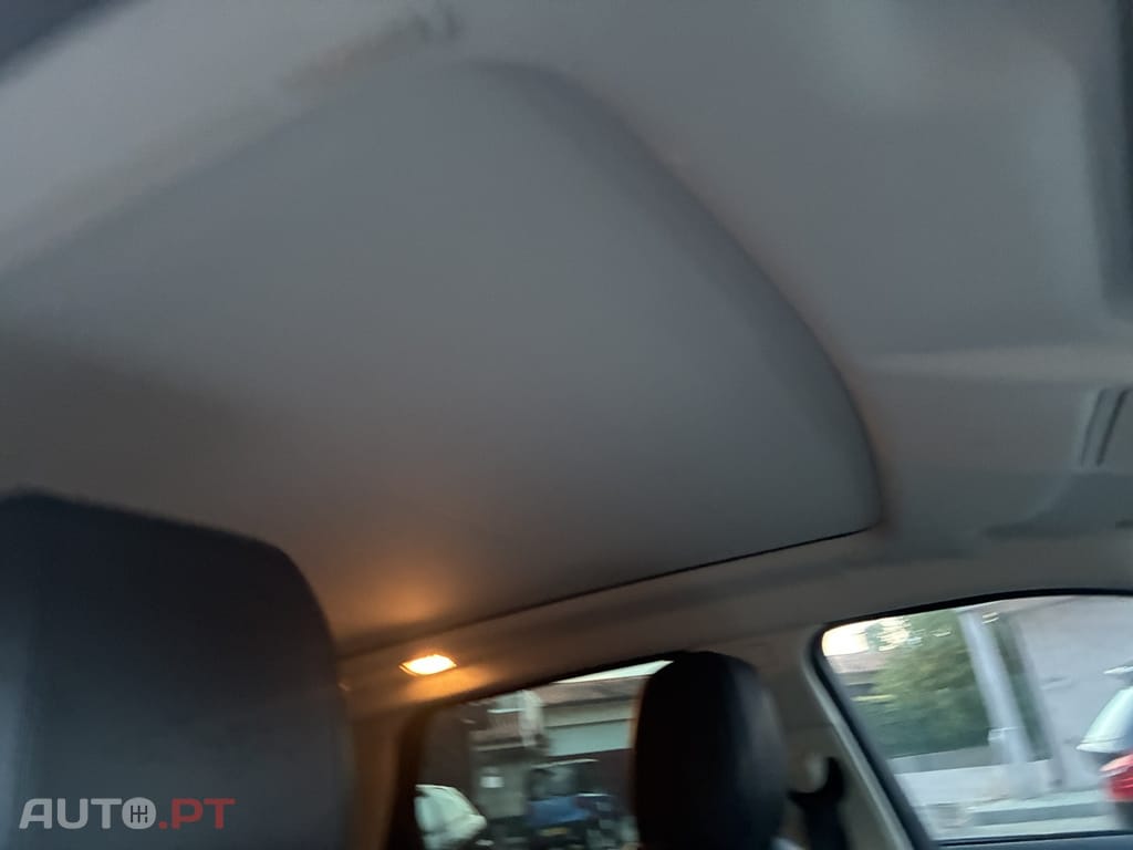 Land Rover Range Rover 2.0 D150 AWD R-Dynamic Auto