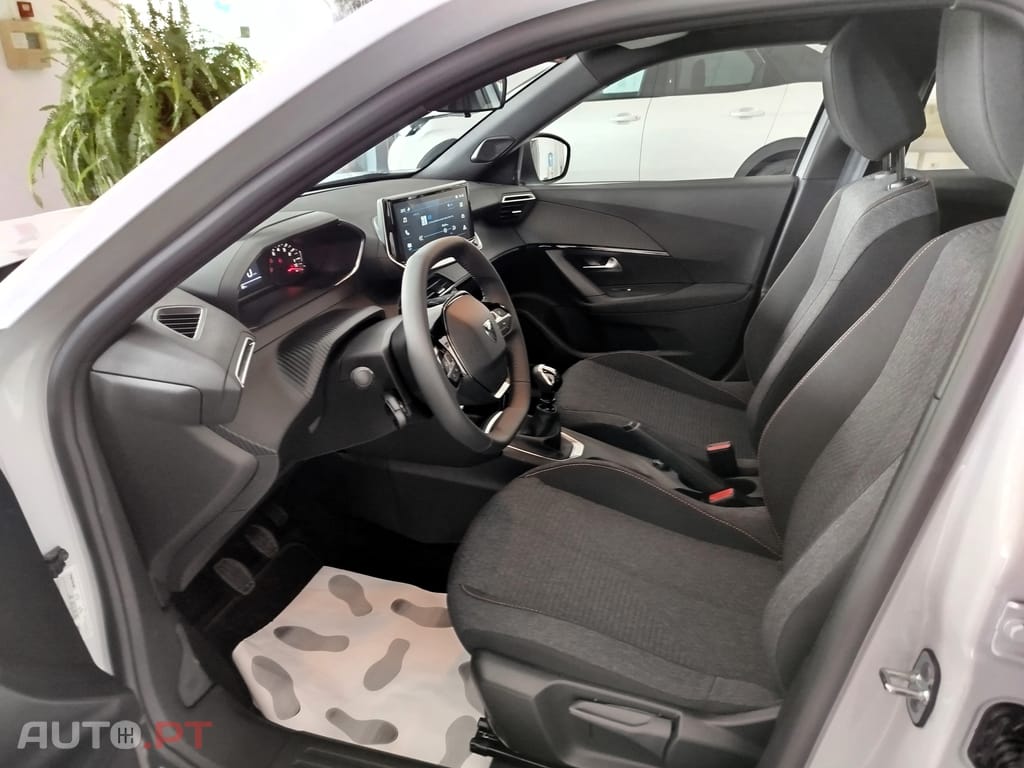 Peugeot 2008 STYLE 1.2 Puretech 100cv