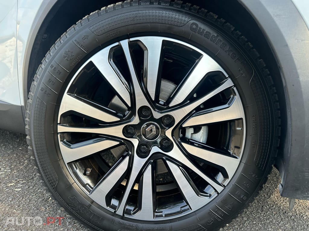 Renault Captur 1.6 E-Tech Plug-In Initiale Paris