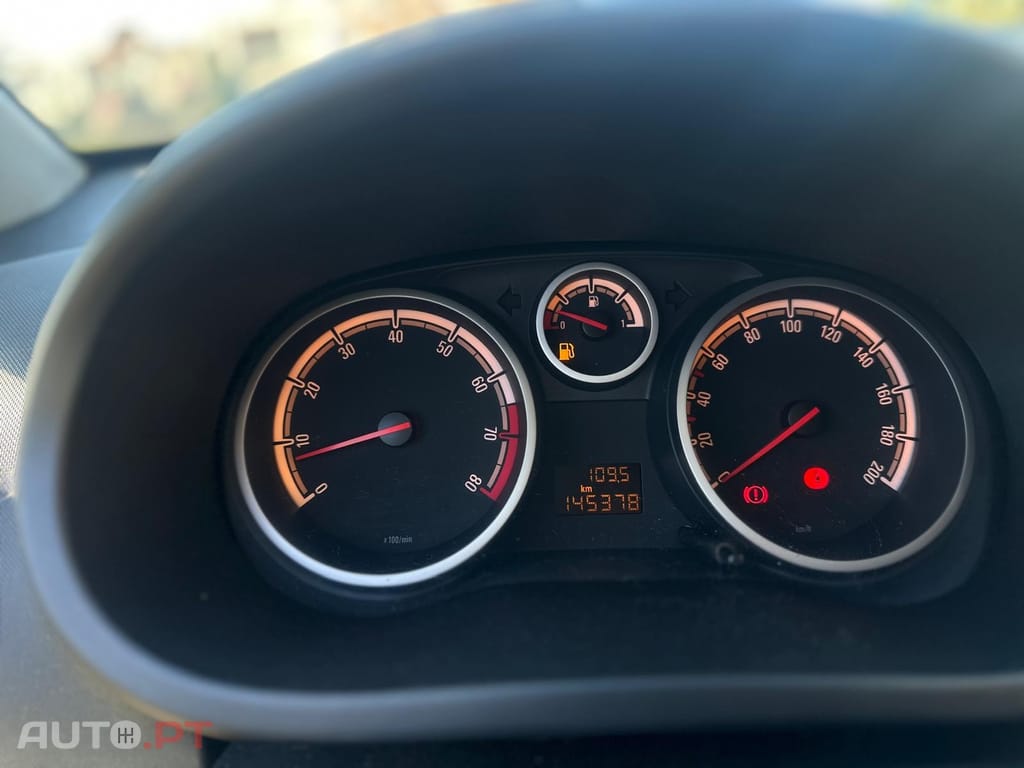 Opel Corsa 1.2 Enjoy S/S