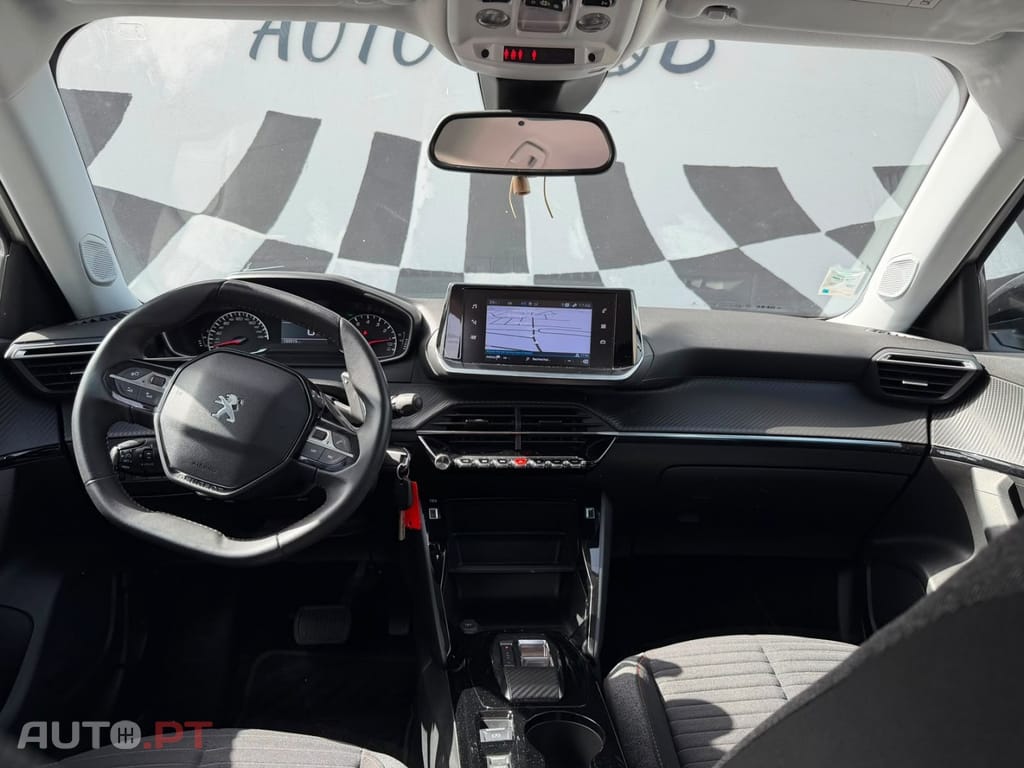 Peugeot 2008 1.2 PureTech Active Pack EAT8